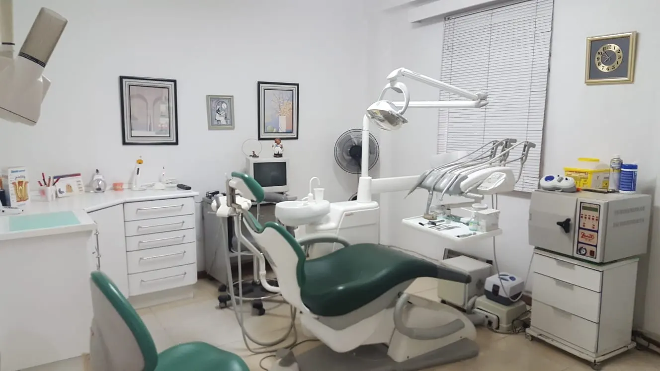 Interior de la Clínica Dental Dra. Anna Tavarone en Usera